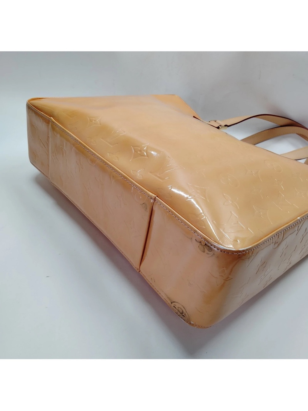 Louis Vuitton Amber Patent Monogram Tote - Picture 7 of 14